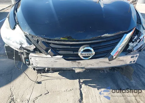 2018 Nissan Altima 2.5/S/Sv/Sl/Sr z USA, uszkodzony, nr VIN 1N4AL3AP1JC135776